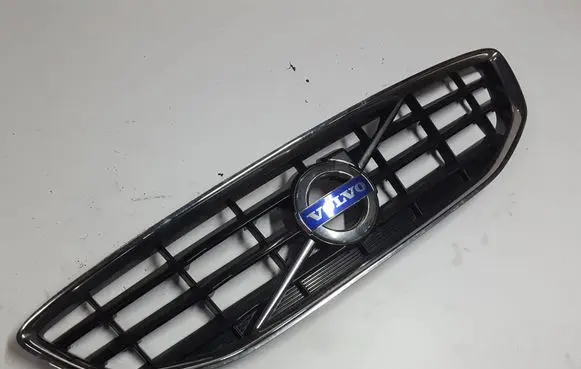 Volvo V40 Front bumper upper radiator grill 31353120XAUTOPX 31353120