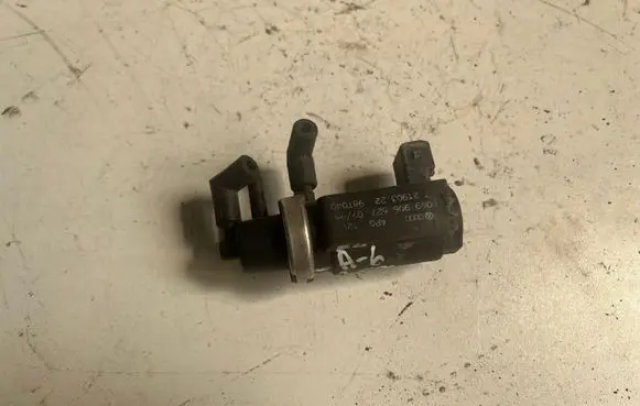 Audi A6 S6 C5 4B Turbo solenoid valve 059906627