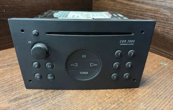 Opel Vivaro Radio/CD/DVD/GPS head unit 330886636 24469305