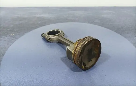 Hyundai Tucson IV NX4 Piston