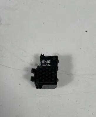 Windshield/windscreen camera