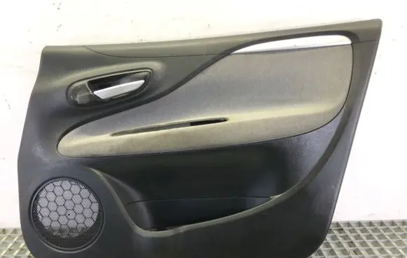 Fiat Punto (199) Front door card panel trim