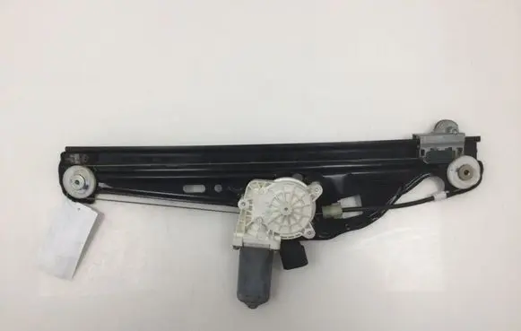BMW 5 E60 E61 Rear door manual window regulator 7034388S