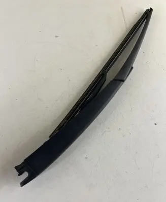 Nissan Qashqai Rear wiper blade arm 