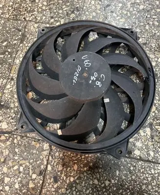 Citroen C8 Radiator cooling fan shroud