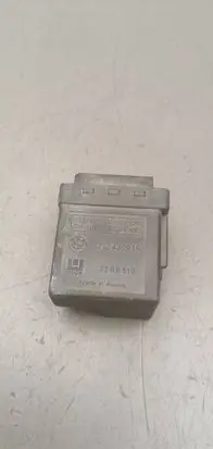 BMW 5 E39 Glow plug pre-heat relay 2246919 72RB510