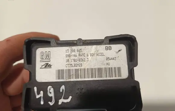 Opel Zafira B ESP acceleration yaw rate sensor 13208665 10170103623 CT75L02M2B