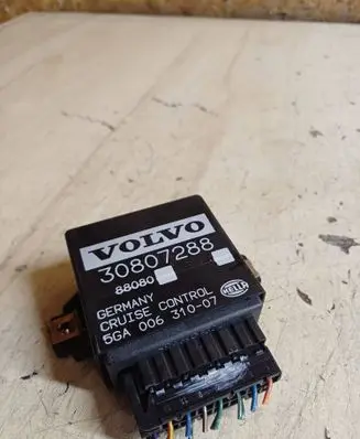 Volvo S40, V40 Other control units/modules 30807288 5GA00631007 88080