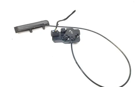 Chevrolet Corvette C6 Front door lock R15946780