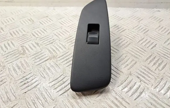 Toyota Auris 150 Electric window control switch 7423102530B0 848100D030