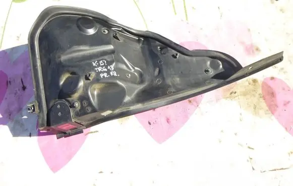 Volkswagen Touareg II Heat shield in engine bay 7P6819511B 7P6819511