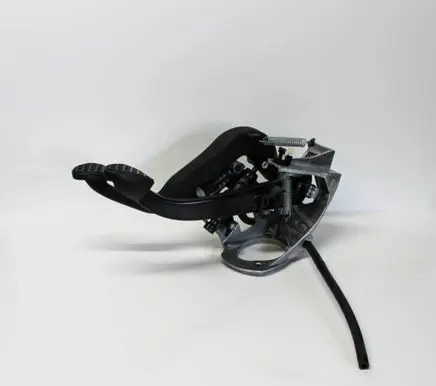 BMW 2 F22 F23 Brake pedal 6860644