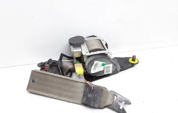 Volvo XC90 Rear seatbelt 601239400 6841727 607941933