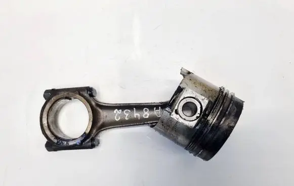 Citroen Berlingo Piston with connecting rod