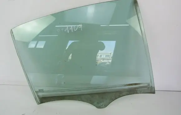 Renault Laguna II Rear door window glass 