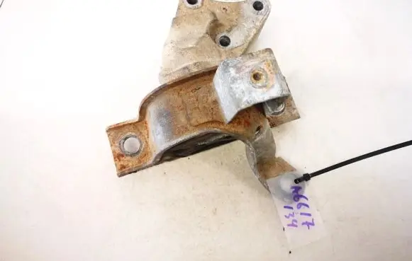 Fiat Doblo Engine mount bracket a236