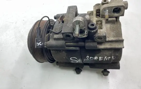 KIA Sorento Air conditioning (A/C) compressor (pump) 977013E350