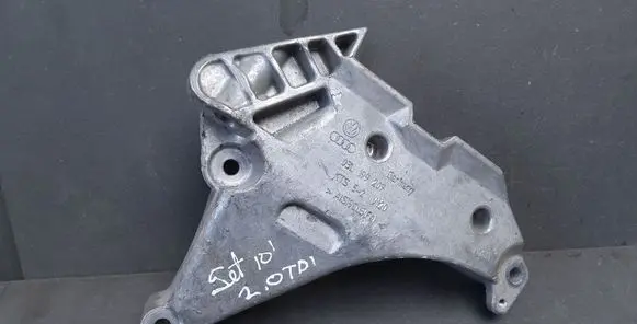 Seat Alhambra (Mk2) Engine mounting bracket 03L199207