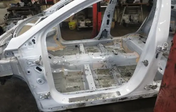 Ford Mondeo MK V Pillar (middle) 