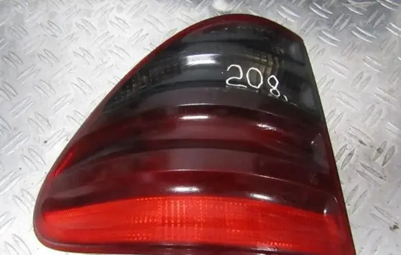 Mercedes-Benz E W210 Rear/tail lights a2108206764 324021q2