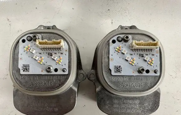 Mercedes-Benz S W222 LED ballast control module 140000171R1R2