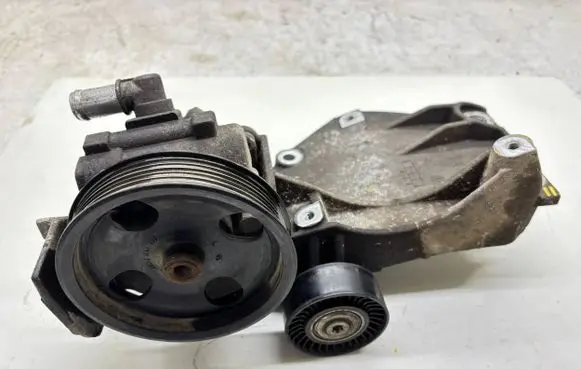 Saab 9-5 Generator/alternator bracket 55197248 91128