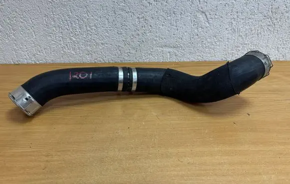 Ford Ranger Intercooler hose/pipe JB3G6F073AE