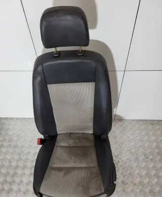 Hyundai Solati H350 Front driver seat 