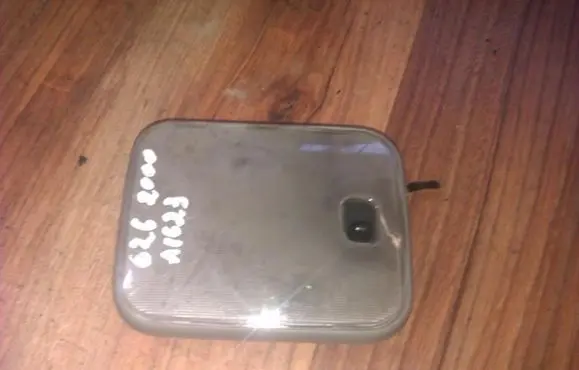Mazda 626 Front seat light