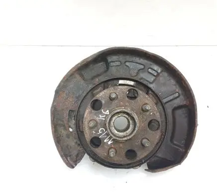 Rear wheel hub