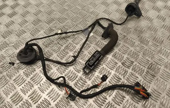 Audi A4 S4 B8 8K Rear door wiring loom 8K0971688S