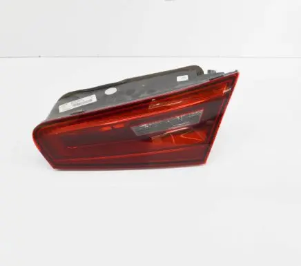 Audi A3 S3 8V Tailgate rear/tail lights 8V3945094B