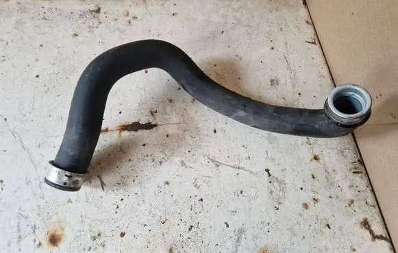 Mercedes-Benz E C207 W207 Engine coolant pipe/hose A2045012982