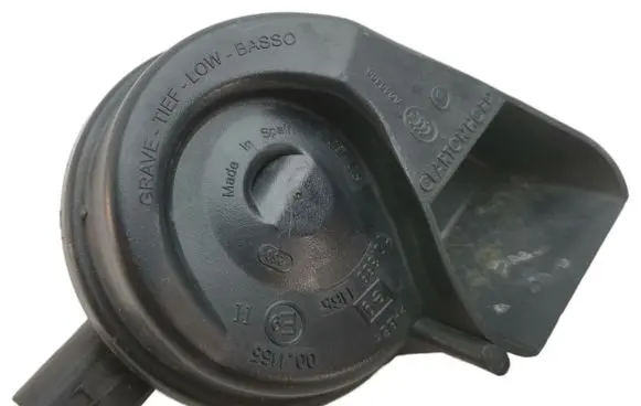 Audi A5 8T 8F Horn signal 8T0951221