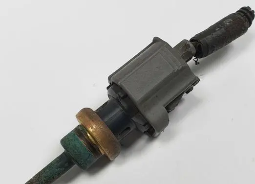 Volvo C70 Coolant temperature sensor 8653172