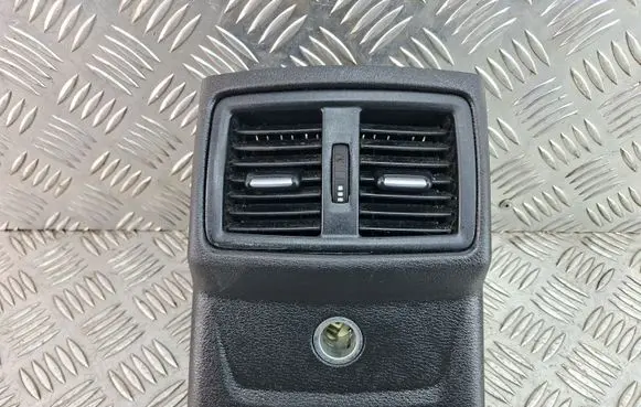 BMW X2 F39 Rear air vent grill 9335205