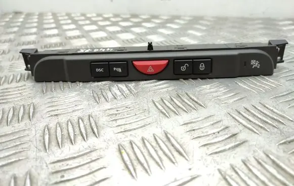 Land Rover Discovery 3 - LR3 Other devices YUL500400WUX