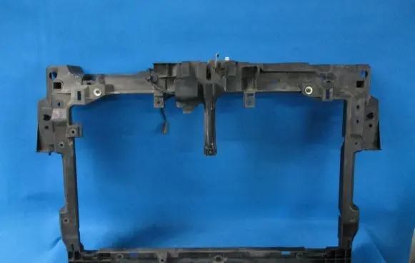 Mazda CX-7 Radiator support slam panel