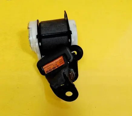 Mitsubishi Colt Rear seatbelt TKAB0EN188