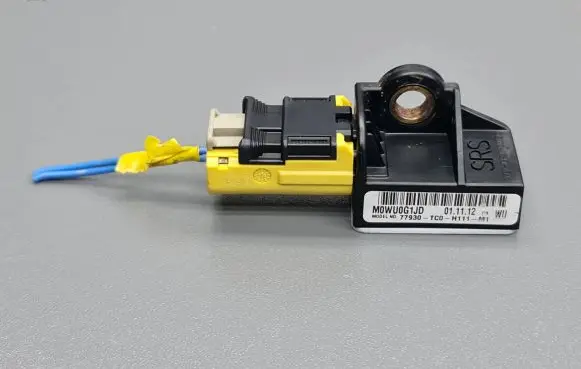 Honda Accord Airbag deployment crash/impact sensor 77930TC0H111M1