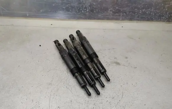 Ford Mondeo Mk III Fuel injectors set 0432133801