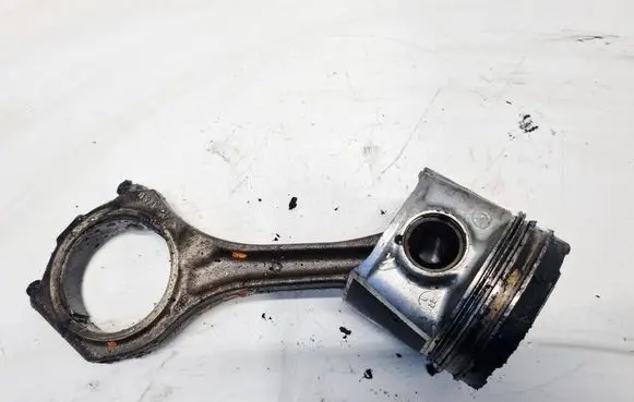 Audi A6 S6 C5 4B Piston with connecting rod 