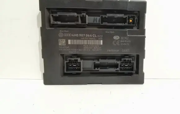 Volkswagen Touareg II Comfort/convenience module 4H0907064CL
