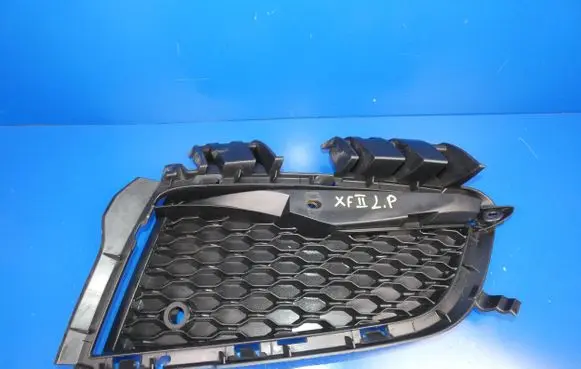 Jaguar XF X260 Front bumper lower grill GX63-8B290-A GX638B290E