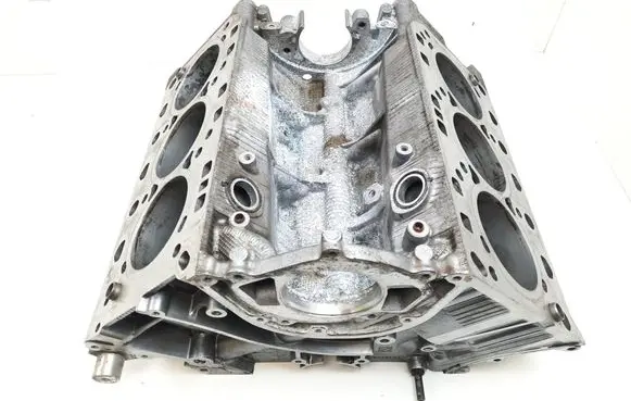 Porsche Macan (95B) Engine block 946101111 94610100131 181617797