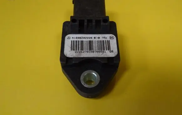 Mercedes-Benz A W169 Airbag deployment crash/impact sensor A1698202226