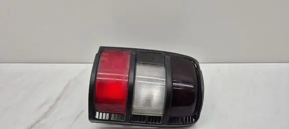 Mitsubishi Pajero Rear/tail lights 0431540R