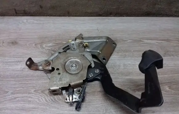 Volvo XC90 Handbrake/parking brake lever assembly 30666704 22389