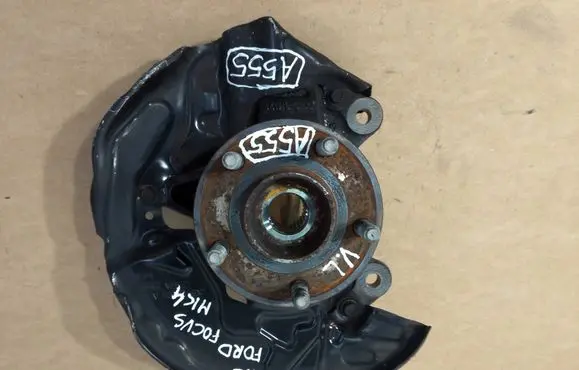 Ford Focus Front wheel hub spindle knuckle JX6C3K171