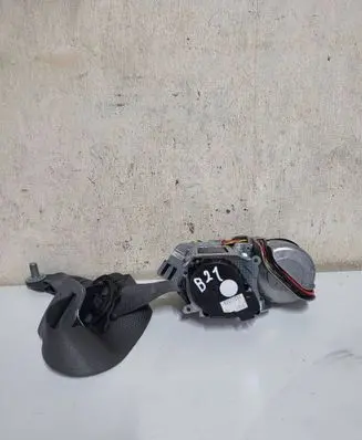 Mercedes-Benz S W221 Front seatbelt A2218605285